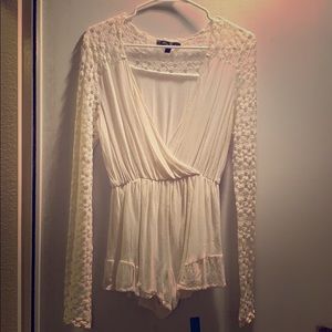 White long sleeve romper